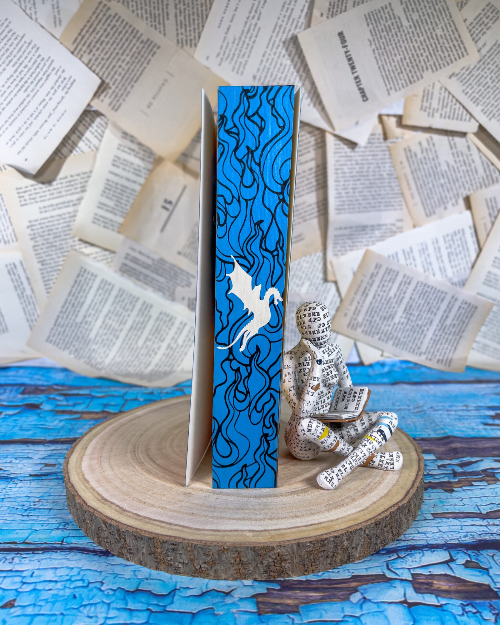 Glow of the Everflame (The Kindred's Curse Saga) by Penn Cole - Image 2