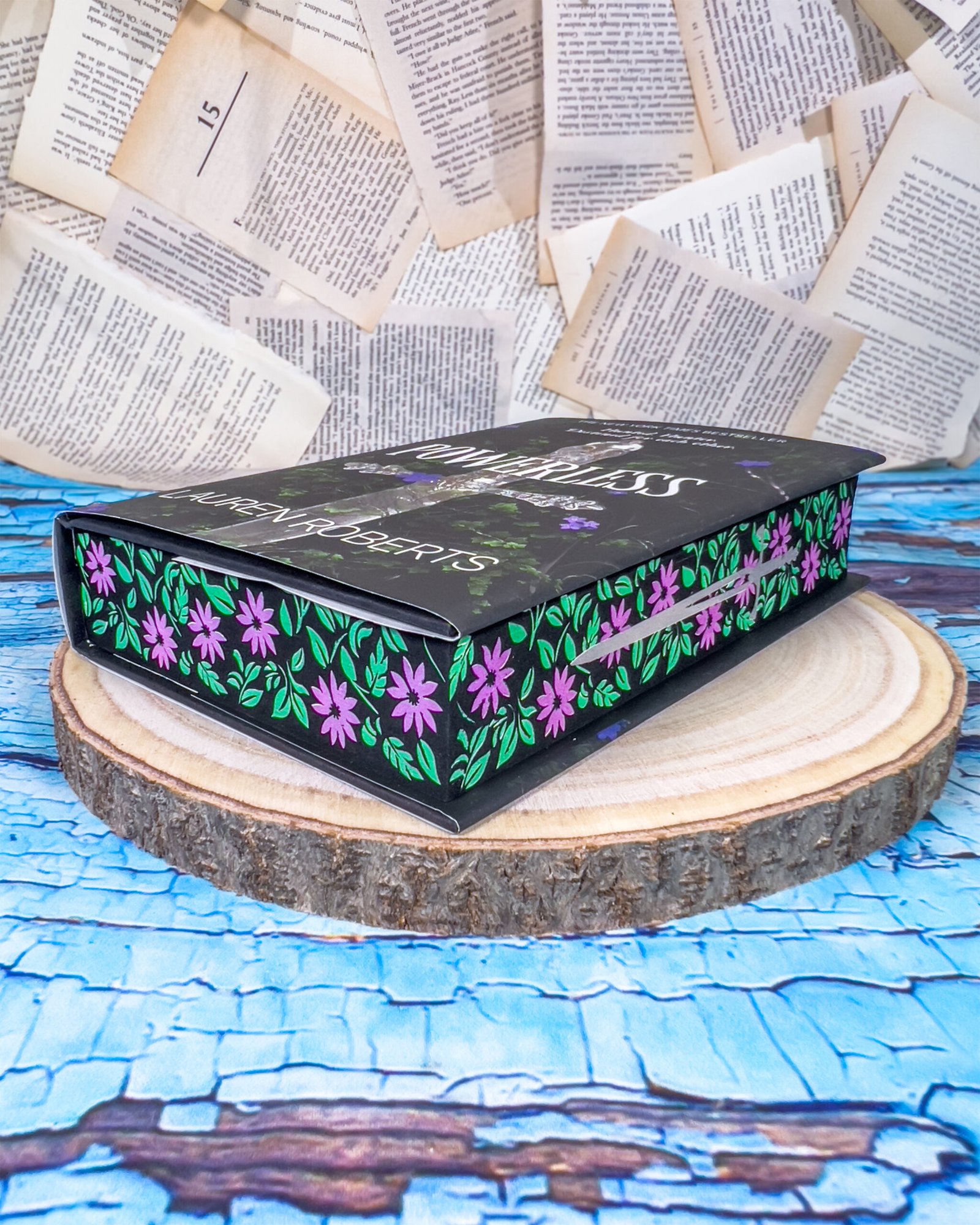 Powerless (The Powerless Trilogy) by Lauren Roberts - Image 4