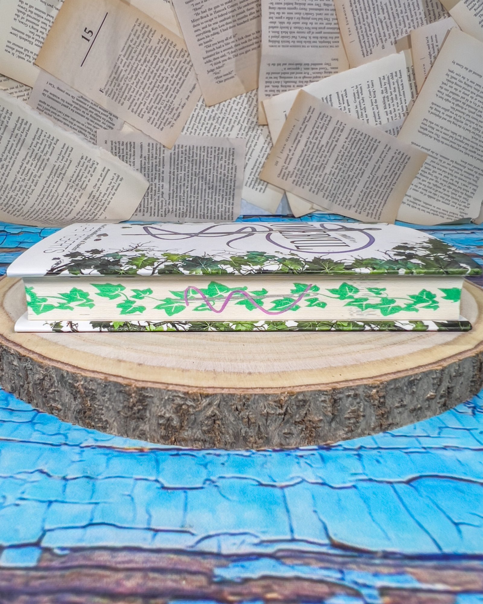 Powerful (The Powerless Trilogy) by Lauren Roberts - Image 5