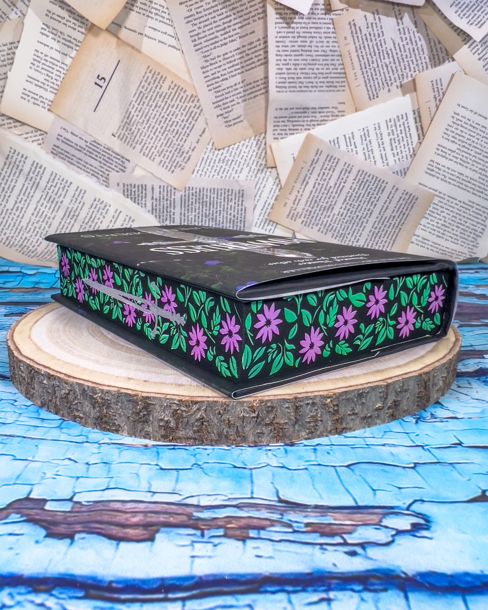 Powerless (The Powerless Trilogy) by Lauren Roberts - Image 6