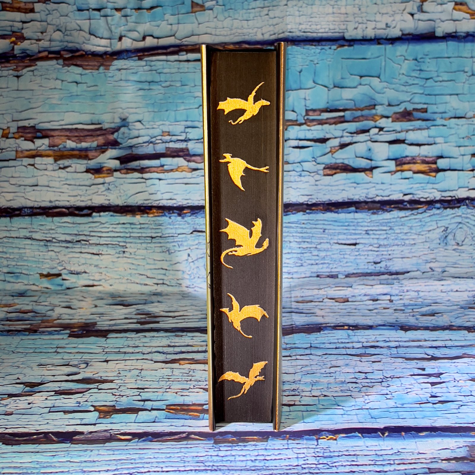 Fourth Wing (The Empyrean Series) by Rebecca Yarros - Image 6