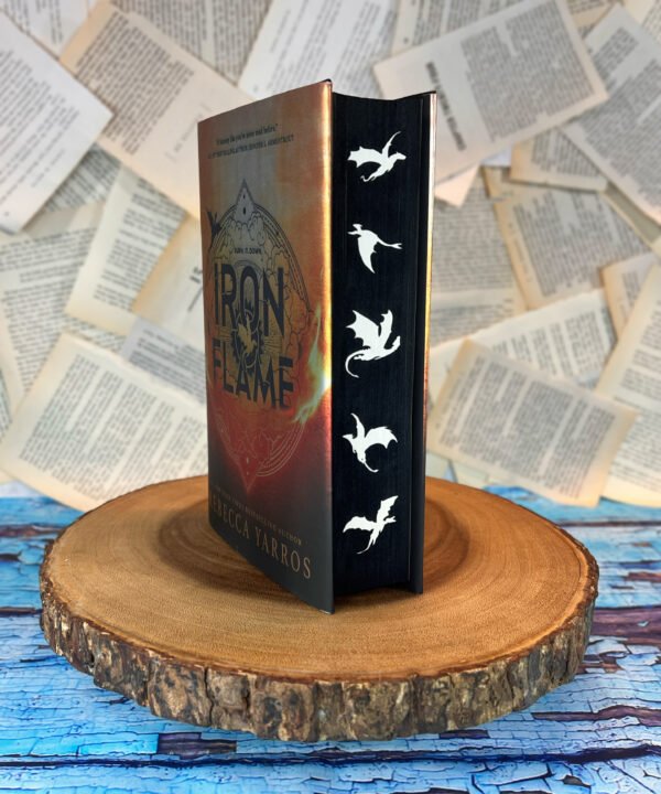 IF White 1 Iron Flame (The Empyrean Series) by Rebecca Yarros