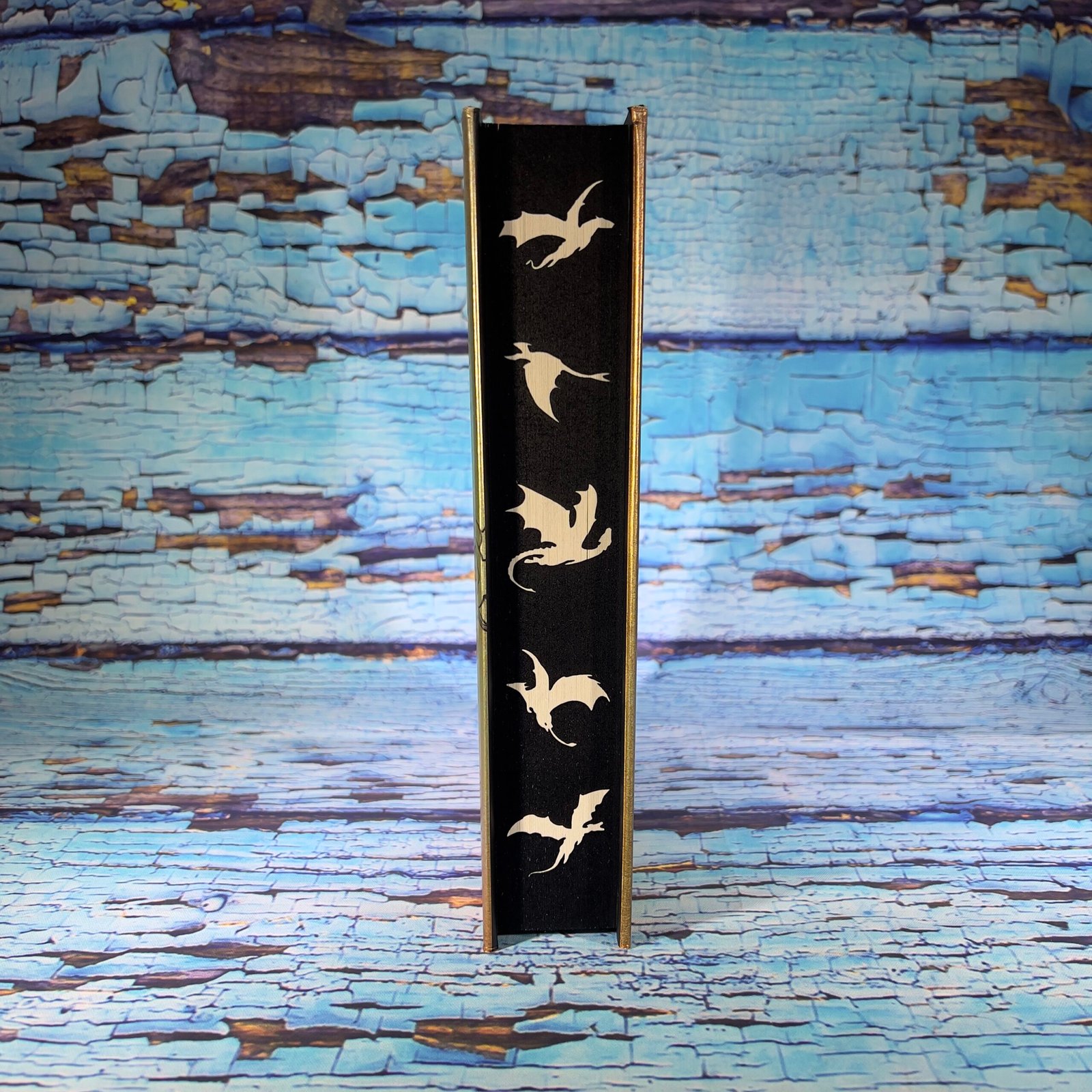 Fourth Wing (The Empyrean Series) by Rebecca Yarros - Image 3